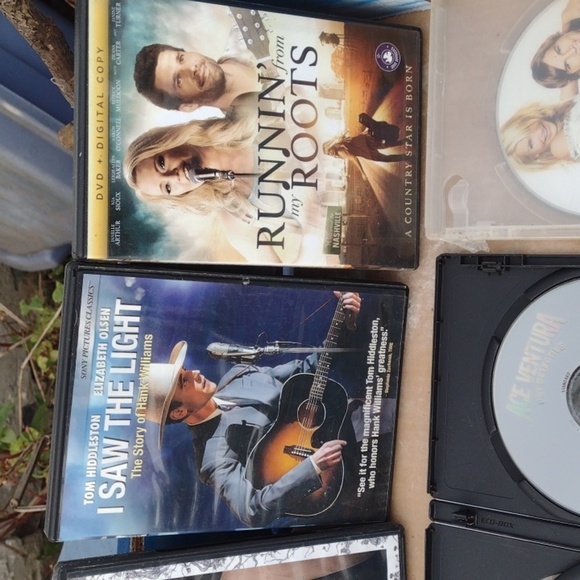 DVD Lot - Picture 6 of 6